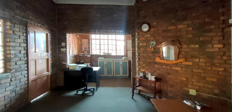 Commercial Property for Sale in Middelburg Eastern Cape